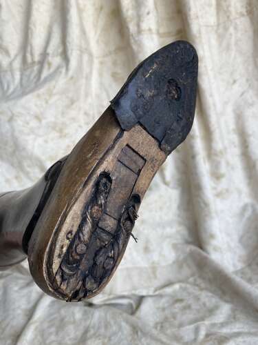 A rare antique Victorian wooden prosthetic leg by Sillis of London