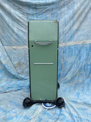A vintage 1960s medical / dental McKesson anaesthesia machine