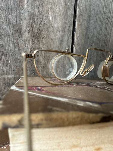 A pair of early 20th century Watson's 'Speera' binocular magnifiers