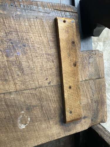 A charming antique 18th century Welsh panelled oak box settle