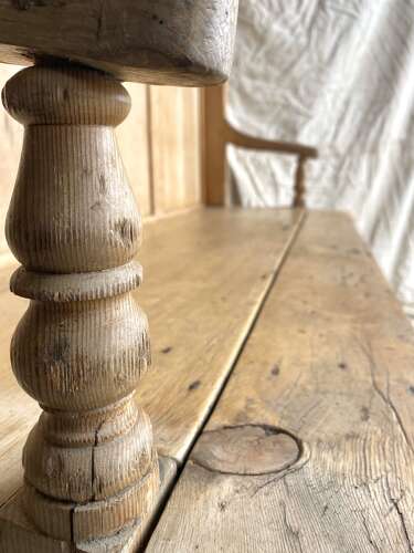 Impressive country house antique 19th century pine high back settle bench