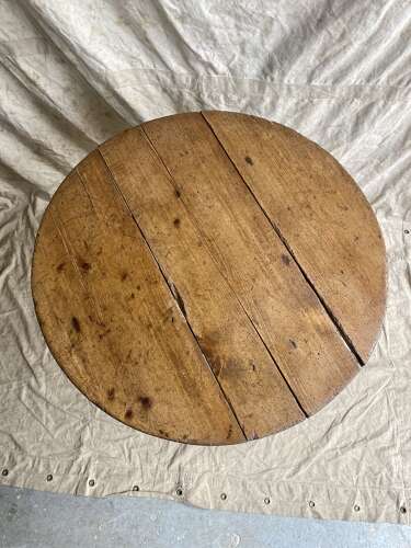 A primitive antique Welsh mid 19th century pine cricket table