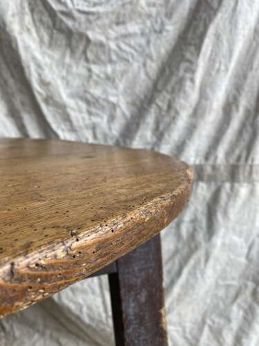 A primitive antique Welsh mid 19th century pine cricket table