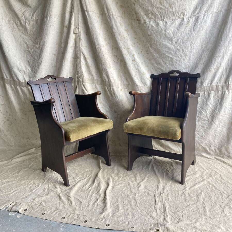 A pair of good quality early 20th century elm and pine lambing style armchairs