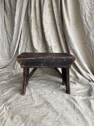 A sturdy 19th century antique Scottish pine creepie stool