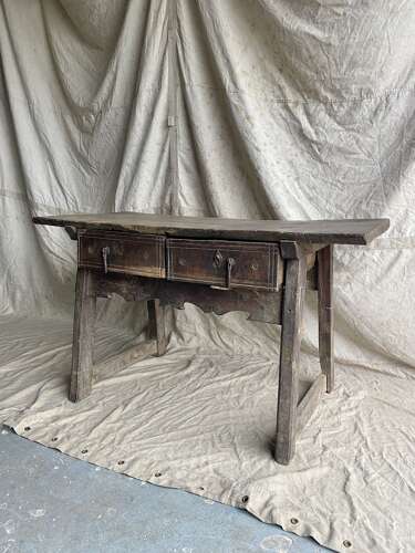 A primitive 18th century antique Spanish oak console table