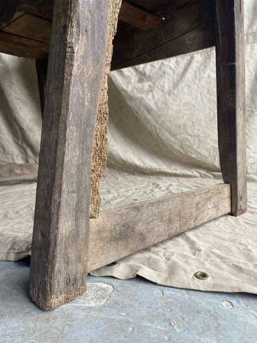 A primitive 18th century antique Spanish oak console table