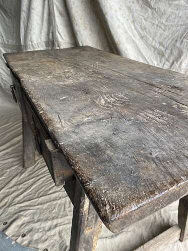 A primitive 18th century antique Spanish oak console table