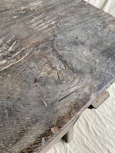 A primitive 18th century antique Spanish oak console table