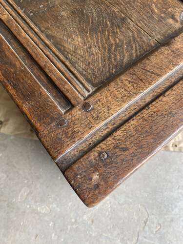 An English Queen Anne 18th century antique oak coffer dated 1707