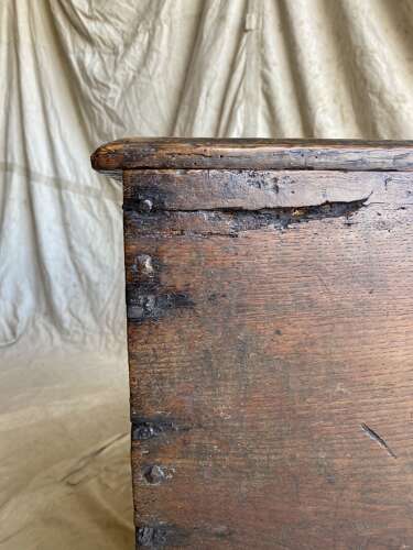 A rare Elizabeth I 16th century antique West Country boarded oak chest