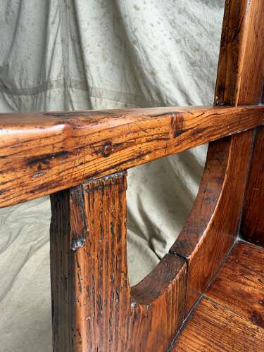 A Georgian Welsh antique pitch pine settle