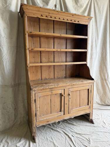 A 19th century Irish pine one piece antique dresser
