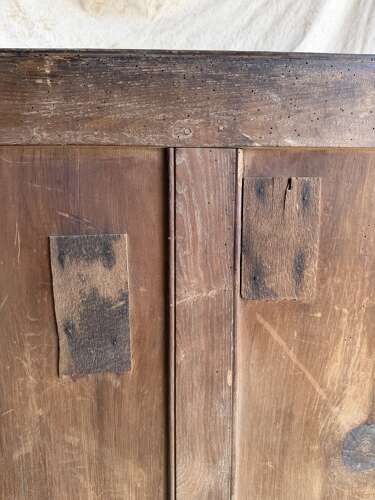 A Georgian Welsh antique elm and pine settle in original painted finish