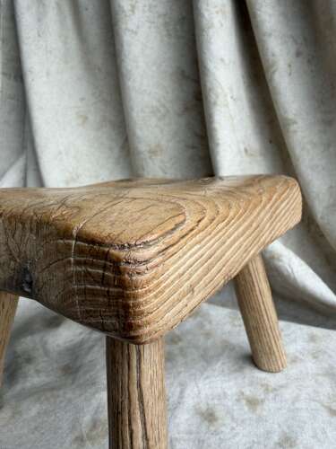 A Georgian antique elm candle stool