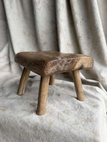 A Georgian antique elm candle stool